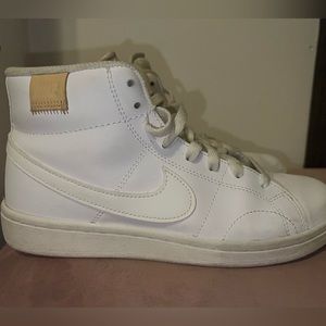 Nike Court Royale 2 Sneaker - Women's